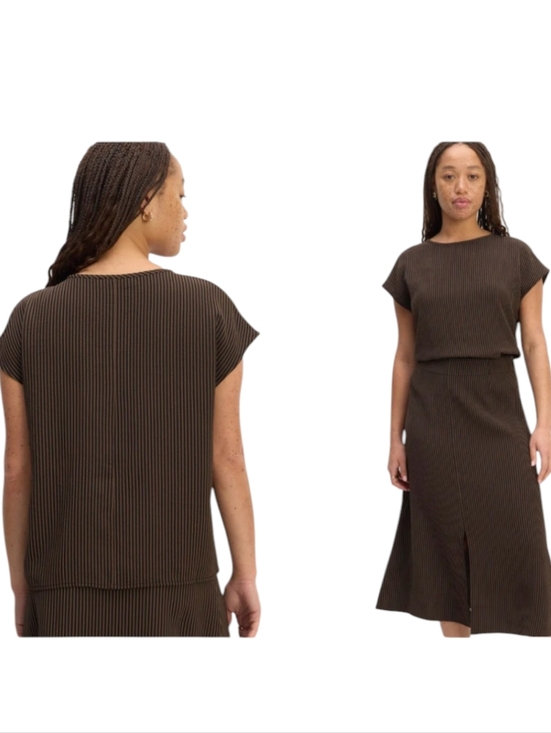 Everlane Tops - NWT Everlane The Mini Jacquard Stripe Top Brown Black Short Sleeve Size XS